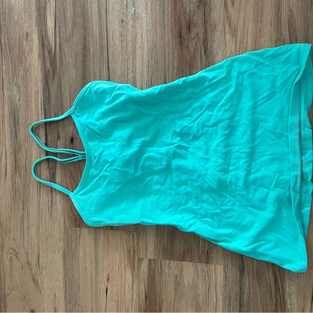 Lululemon Power Y. Size 6
